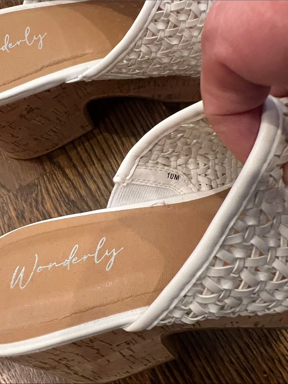 NWOT Wonderly Cream Woven Platform Slide Sandals